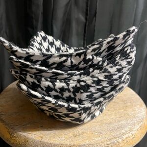 Black & White Houndstooth Fabric Bowl Coozies